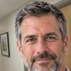 Dr. Alan Mercer
